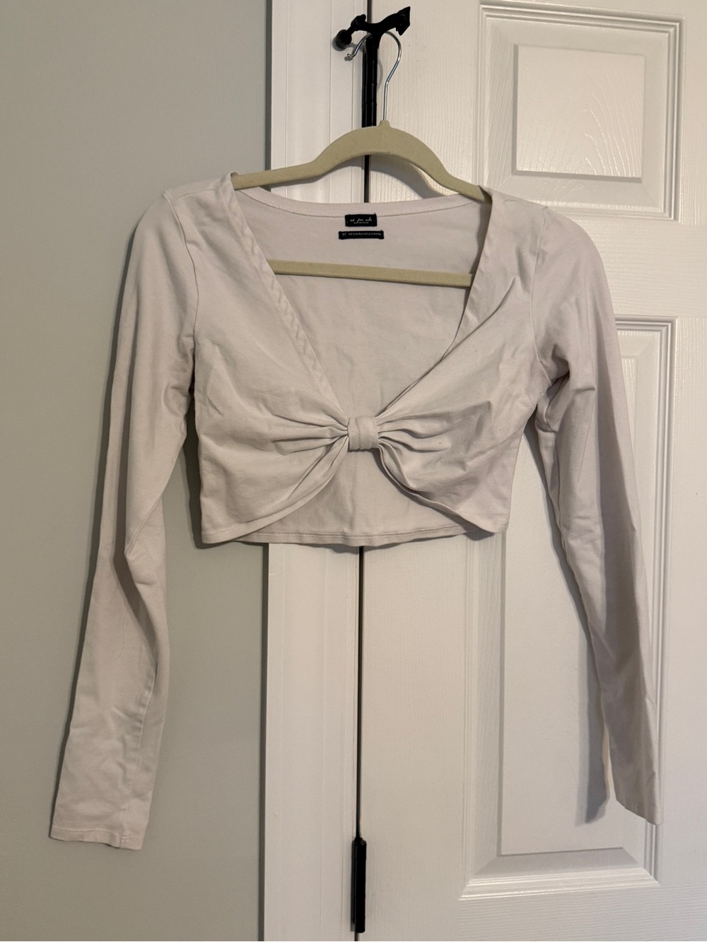Urban Outfitters Copped Long-Sleeve Knot Front Top - White